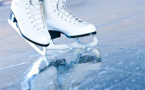 Ice Skating lessons (October to March)